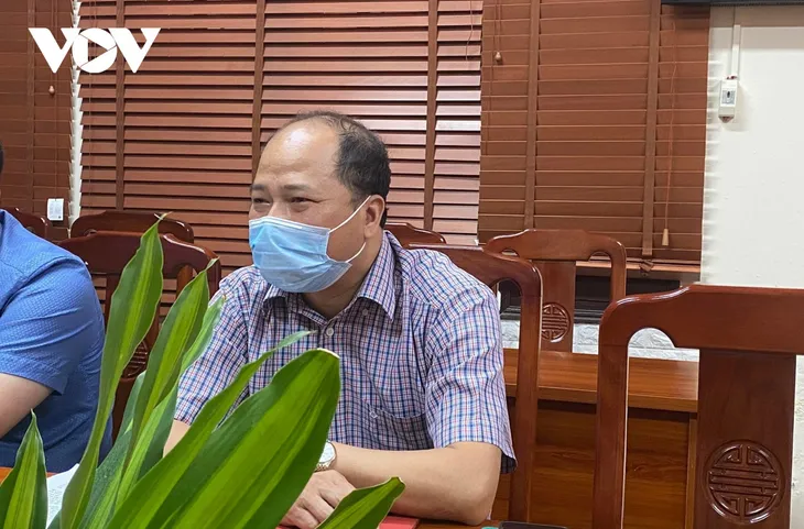 Hà Nội: Quạt trần rơi trong lớp, 1 học sinh nhập viện - Ảnh 1. Hà Nội: Quạt trần rơi trong lớp, 1 học sinh nhập viện - Ảnh 1.