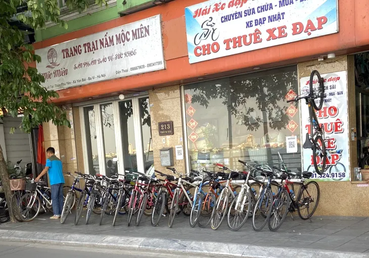 Ngồi không kiếm tiền triệu mỗi ngày nhờ dịch vụ cho thuê xe đạp ở Hồ Tây - Ảnh 2. Ngồi không kiếm tiền triệu mỗi ngày nhờ dịch vụ cho thuê xe đạp ở Hồ Tây - Ảnh 2.