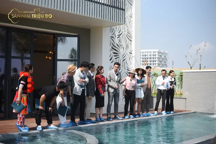 Săn nhà triệu đô - Tập 5: Nhà môi giới bất ngờ dừng cuộc, Giám khảo thẳng thừng phê phán - Ảnh 6. Săn nhà triệu đô - Tập 5: Nhà môi giới bất ngờ dừng cuộc, Giám khảo thẳng thừng phê phán - Ảnh 6.