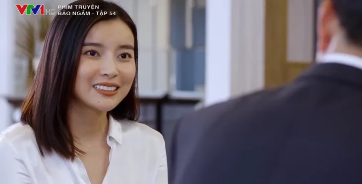 Bão ngầm - Tập 54: Hạ Lam choáng ngợp trước cuộc sống xa hoa khi ở bên bác sĩ Hùng - Ảnh 6. Bão ngầm - Tập 54: Hạ Lam choáng ngợp trước cuộc sống xa hoa khi ở bên bác sĩ Hùng - Ảnh 6.