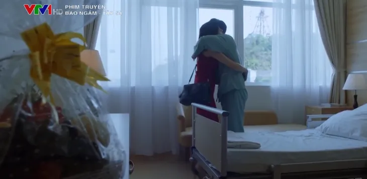 Bão ngầm - Tập 54: Hạ Lam choáng ngợp trước cuộc sống xa hoa khi ở bên bác sĩ Hùng - Ảnh 11. Bão ngầm - Tập 54: Hạ Lam choáng ngợp trước cuộc sống xa hoa khi ở bên bác sĩ Hùng - Ảnh 11.