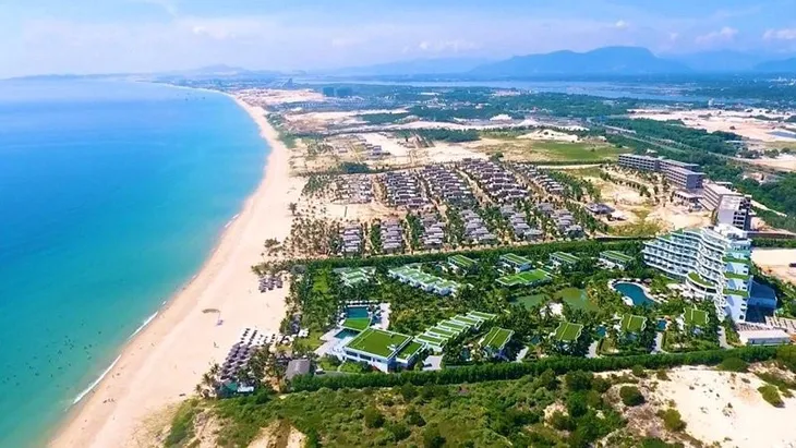 Đề xuất gỡ vướng pháp lý cho bất động sản du lịch - Ảnh 1. Đề xuất gỡ vướng pháp lý cho bất động sản du lịch - Ảnh 1.