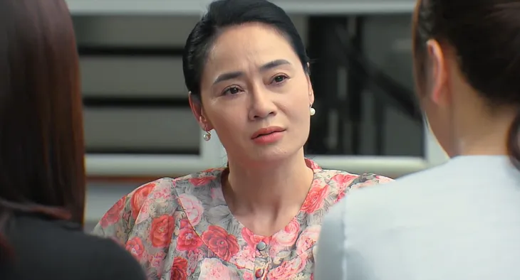 Dàn mẹ chồng gây khiếp đảm trên màn ảnh Việt - Ảnh 4. Dàn mẹ chồng gây khiếp đảm trên màn ảnh Việt - Ảnh 4.