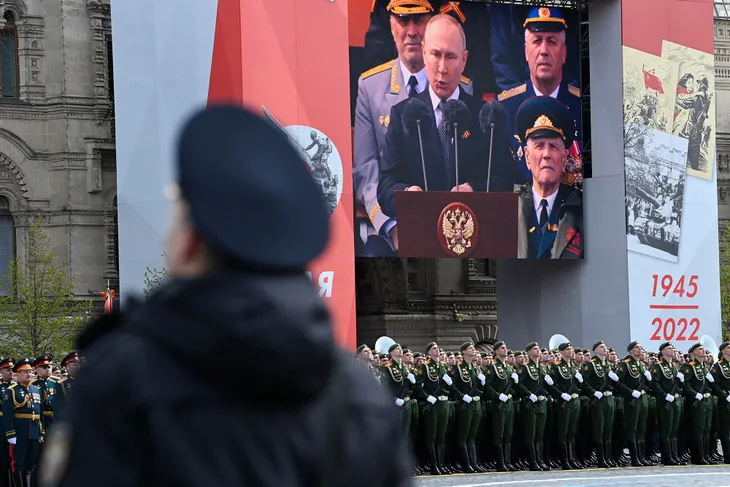 Tổng thống Nga Vladimir Putin đọc diễn văn quan trọng vào Ngày Chiến thắng - Ảnh 4. Tổng thống Nga Vladimir Putin đọc diễn văn quan trọng vào Ngày Chiến thắng - Ảnh 4.