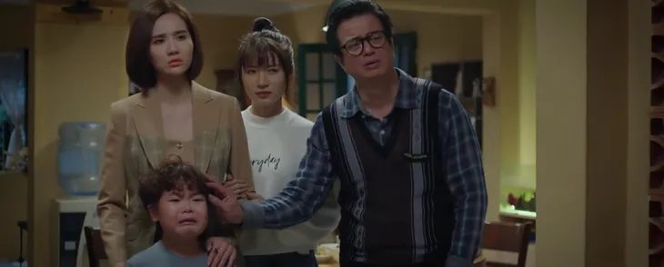 Thương ngày nắng về 2 - Tập 26: Khánh bị sếp mới gạ gẫm - Ảnh 7. Thương ngày nắng về 2 - Tập 26: Khánh bị sếp mới gạ gẫm - Ảnh 7.