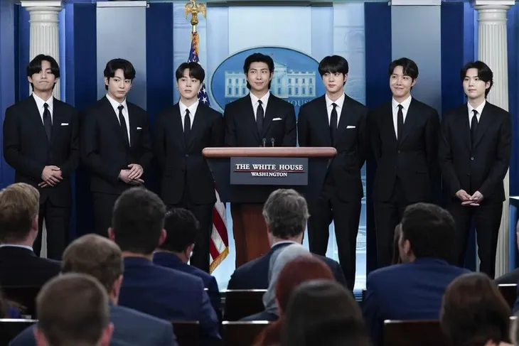 K-Pop sẽ không còn nhóm nhạc nào đạt đến được đẳng cấp của BTS nữa? - Ảnh 1. K-Pop sẽ không còn nhóm nhạc nào đạt đến được đẳng cấp của BTS nữa? - Ảnh 1.