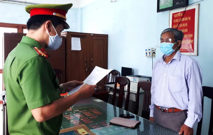 Vụ bán sỉ 262 lô đất ở Phú Yên: Truy tố cựu Phó Chủ tịch Thường trực UBND tỉnh cùng 4 đồng phạm - Ảnh 1.
