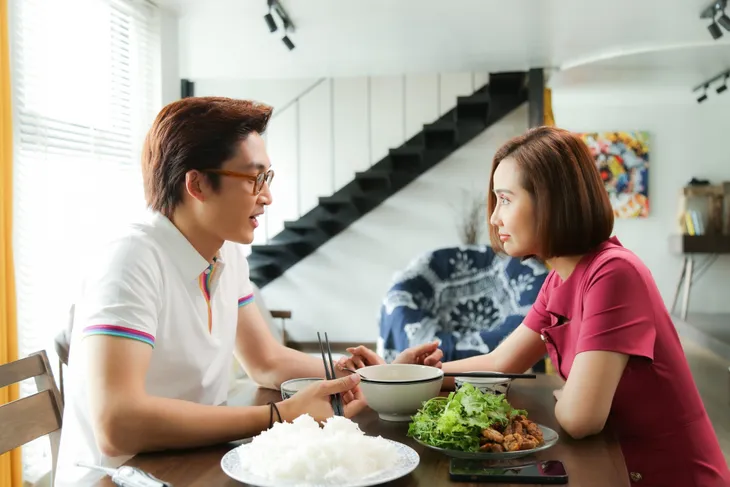 Đình Tú lên đồ lụi tim trong Thương ngày nắng về phần 2 - Ảnh 13. Đình Tú lên đồ lụi tim trong Thương ngày nắng về phần 2 - Ảnh 13.