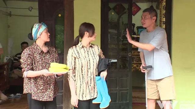 NSND Công Lý rạng rỡ xuất hiện lần đầu trên truyền hình sau 1 năm điều trị bệnh - Ảnh 3. NSND Công Lý rạng rỡ xuất hiện lần đầu trên truyền hình sau 1 năm điều trị bệnh - Ảnh 3.