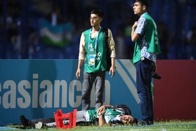 U23 Uzbekistan phải thi đấu trên sân không khán giả, nộp phạt 50.000 USD - Ảnh 1. U23 Uzbekistan phải thi đấu trên sân không khán giả, nộp phạt 50.000 USD - Ảnh 1.