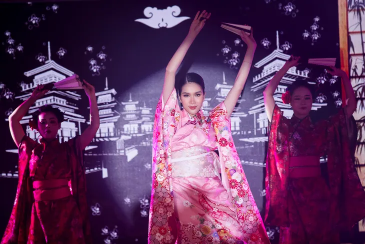 Á hậu Phương Anh đại diện Việt Nam thi Miss International 2022 - Ảnh 4. Á hậu Phương Anh đại diện Việt Nam thi Miss International 2022 - Ảnh 4.