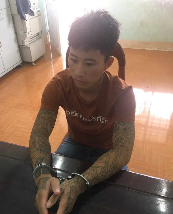 Vụ giết người ở sân bóng đá mini: Nghi phạm khai trả thù cho bố - Ảnh 1. Vụ giết người ở sân bóng đá mini: Nghi phạm khai trả thù cho bố - Ảnh 1.