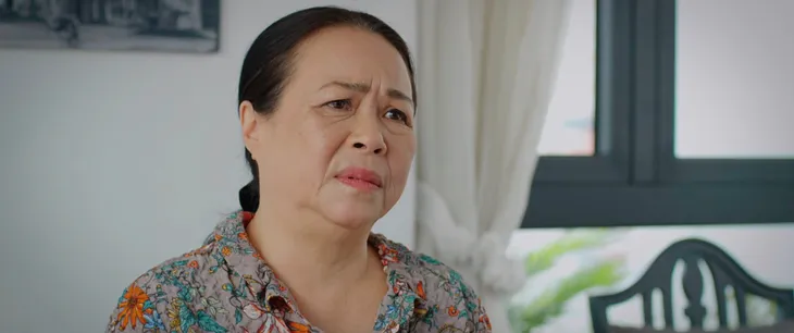 Thương ngày nắng về 2 - Tập 33: Trang khóc nức nở nhận mẹ ruột, sóng gió chuẩn bị ập tới? - Ảnh 17. Thương ngày nắng về 2 - Tập 33: Trang khóc nức nở nhận mẹ ruột, sóng gió chuẩn bị ập tới? - Ảnh 17.