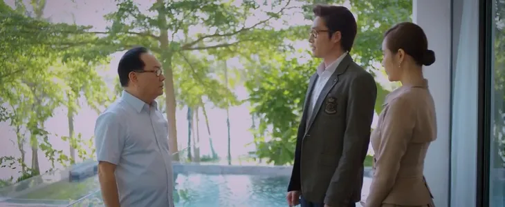 Thương ngày nắng về 2 - Tập 33: Trang khóc nức nở nhận mẹ ruột, sóng gió chuẩn bị ập tới? - Ảnh 2. Thương ngày nắng về 2 - Tập 33: Trang khóc nức nở nhận mẹ ruột, sóng gió chuẩn bị ập tới? - Ảnh 2.