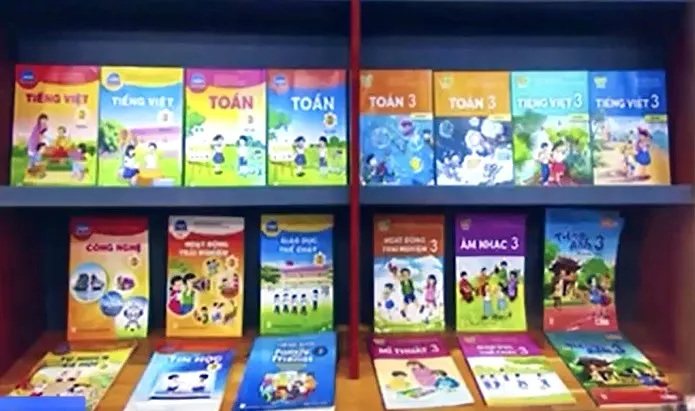 Làm sao để đảm bảo bộ SGK mới hiệu quả và không lãng phí? - Ảnh 1. Làm sao để đảm bảo bộ SGK mới hiệu quả và không lãng phí? - Ảnh 1.