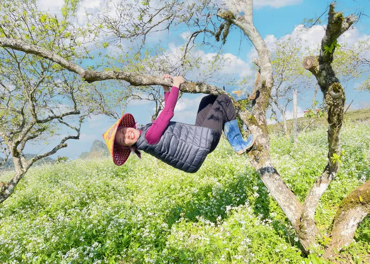 Vân Dung tươi rói trong hậu trường Chồng cũ, vợ cũ, người yêu cũ - Ảnh 5. Vân Dung tươi rói trong hậu trường Chồng cũ, vợ cũ, người yêu cũ - Ảnh 5.