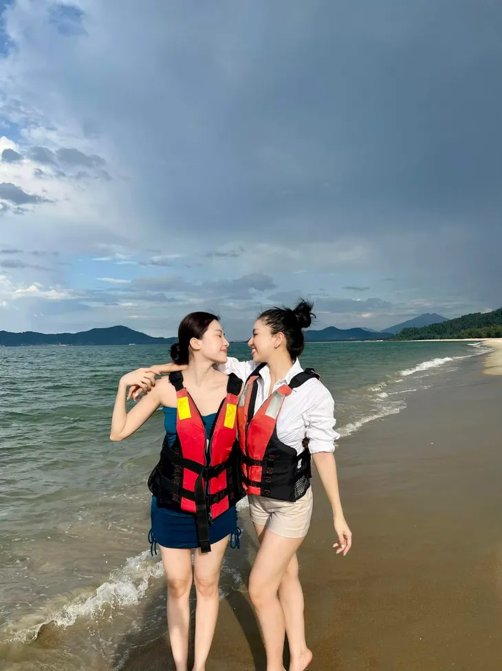 Hồng Diễm tái ngộ con gái Cả một đời ân oán - Ảnh 11. Hồng Diễm tái ngộ con gái Cả một đời ân oán - Ảnh 11.