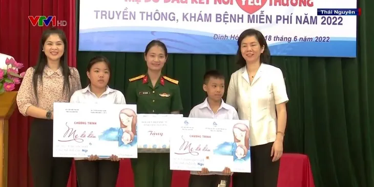 Hỗ trợ phụ nữ khó khăn và trẻ mồ côi ở Thái Nguyên - Ảnh 1. Hỗ trợ phụ nữ khó khăn và trẻ mồ côi ở Thái Nguyên - Ảnh 1.