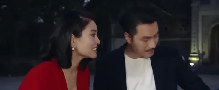 Chồng cũ, vợ cũ, người yêu cũ - Tập 11: Việt ôm hôn vợ cũ trước mặt Giang - Ảnh 8. Chồng cũ, vợ cũ, người yêu cũ - Tập 11: Việt ôm hôn vợ cũ trước mặt Giang - Ảnh 8.