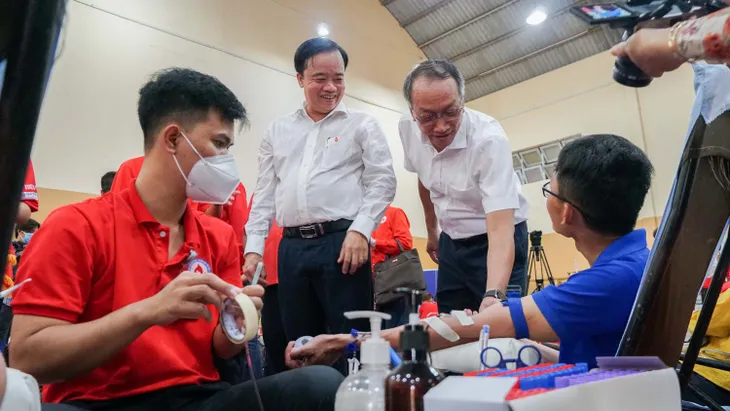 Khởi động Hành trình Đỏ 2022 tại đất mũi Cà Mau - Ảnh 2. Khởi động Hành trình Đỏ 2022 tại đất mũi Cà Mau - Ảnh 2.