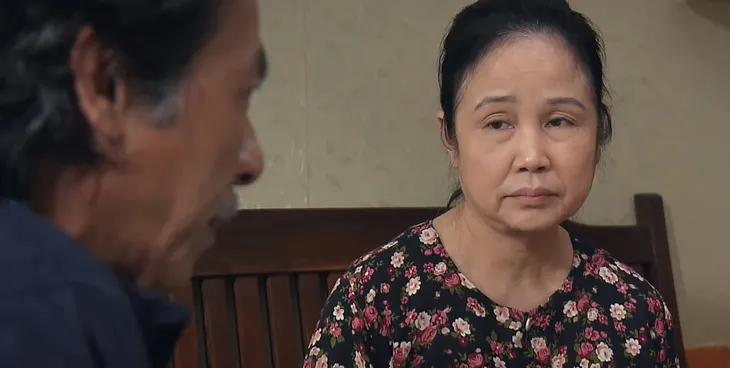 Lối nhỏ vào đời - Tập 9: Ông Thành bật khóc khi tâm sự chuyện con bất hiếu - Ảnh 3. Lối nhỏ vào đời - Tập 9: Ông Thành bật khóc khi tâm sự chuyện con bất hiếu - Ảnh 3.