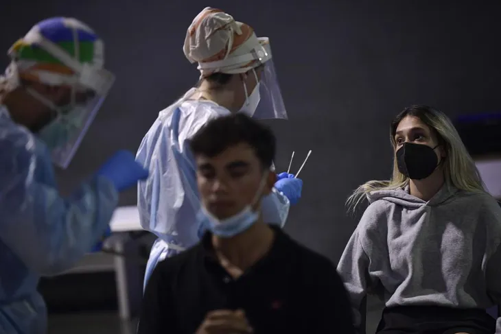 Trung Quốc phát hiện ổ dịch COVID-19, số ca mắc mới ở Philippines tăng liên tục - Ảnh 1. Trung Quốc phát hiện ổ dịch COVID-19, số ca mắc mới ở Philippines tăng liên tục - Ảnh 1.