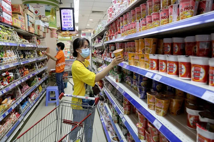 Người dân thắt chặt hầu bao - Ảnh 1. Người dân thắt chặt hầu bao - Ảnh 1.