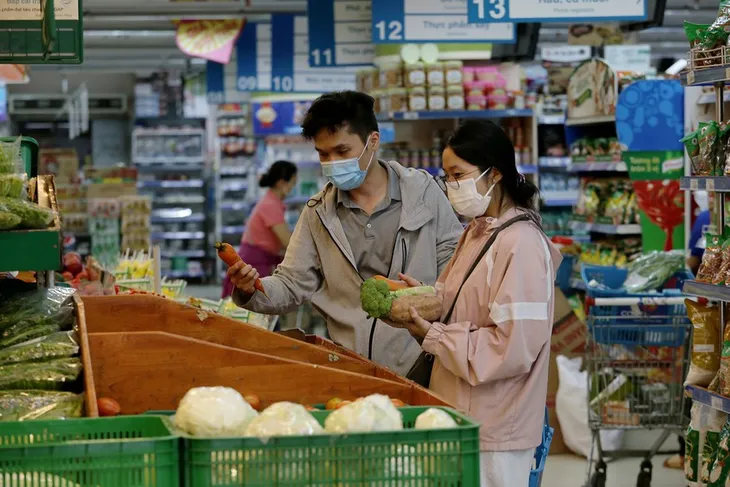 Người dân thắt chặt hầu bao - Ảnh 2. Người dân thắt chặt hầu bao - Ảnh 2.
