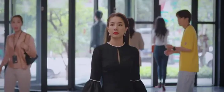Thương ngày nắng về 2 - Tập 35: Nhật Mai xuất hiện, Duy - Trang rời Hoàng Kim - Ảnh 1. Thương ngày nắng về 2 - Tập 35: Nhật Mai xuất hiện, Duy - Trang rời Hoàng Kim - Ảnh 1.