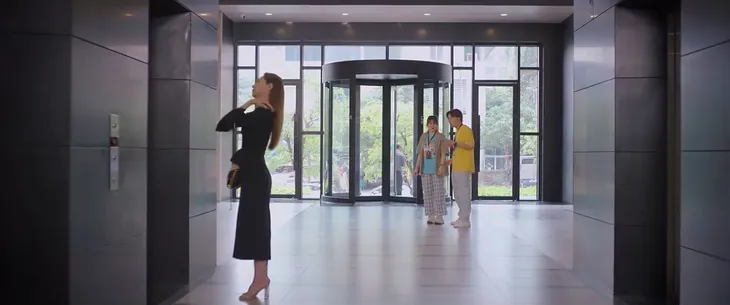 Thương ngày nắng về 2 - Tập 35: Nhật Mai xuất hiện, Duy - Trang rời Hoàng Kim - Ảnh 2. Thương ngày nắng về 2 - Tập 35: Nhật Mai xuất hiện, Duy - Trang rời Hoàng Kim - Ảnh 2.