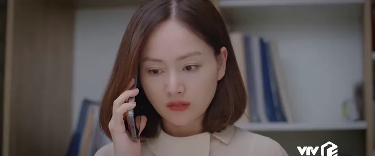 Thương ngày nắng về 2 - Tập 36: Đức bất ngờ được đề bạt lên chức - Ảnh 4. Thương ngày nắng về 2 - Tập 36: Đức bất ngờ được đề bạt lên chức - Ảnh 4.