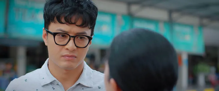 Thương ngày nắng về 2 - Tập 36: Phong nhận quà từ con gái, mắng oan Vân bày trò - Ảnh 24. Thương ngày nắng về 2 - Tập 36: Phong nhận quà từ con gái, mắng oan Vân bày trò - Ảnh 24.