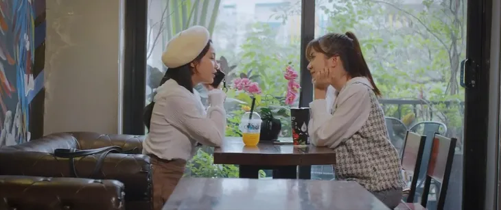 Thương ngày nắng về 2 - Tập 36: Phong nhận quà từ con gái, mắng oan Vân bày trò - Ảnh 3. Thương ngày nắng về 2 - Tập 36: Phong nhận quà từ con gái, mắng oan Vân bày trò - Ảnh 3.