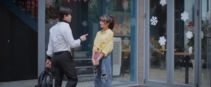 Thương ngày nắng về 2 - Tập 36: Phong nhận quà từ con gái, mắng oan Vân bày trò - Ảnh 9. Thương ngày nắng về 2 - Tập 36: Phong nhận quà từ con gái, mắng oan Vân bày trò - Ảnh 9.