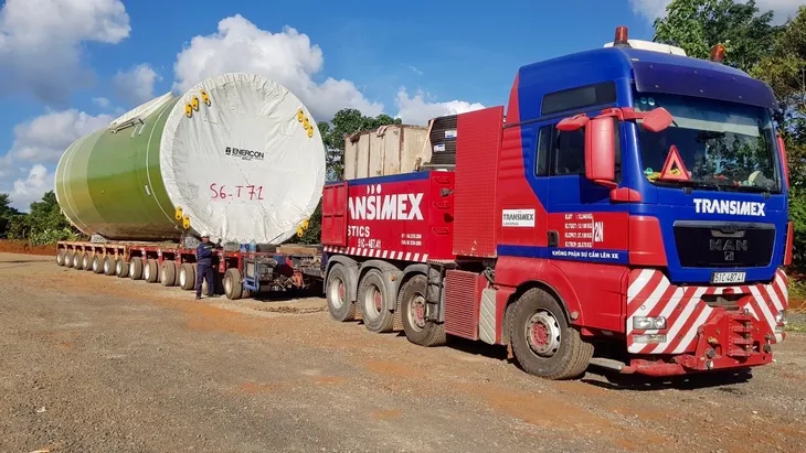 Kiềm giá xăng dầu: Cần nhiều công cụ khác bên cạnh giảm thuế - Ảnh 2. Kiềm giá xăng dầu: Cần nhiều công cụ khác bên cạnh giảm thuế - Ảnh 2.