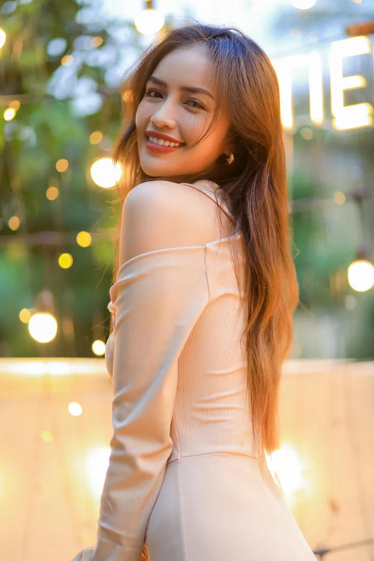 Nhan sắc đời thường của tân Hoa hậu Ngọc Châu - Ảnh 2. Nhan sắc đời thường của tân Hoa hậu Ngọc Châu - Ảnh 2.