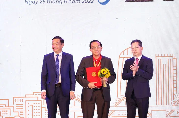Chào mừng hội nghị đầu tư Đà Nẵng, Vietjet mở 7 đường bay quốc tế mới kết nối Đà Nẵng với Ấn Độ, Hàn Quốc, Singapore - Ảnh 1. Chào mừng hội nghị đầu tư Đà Nẵng, Vietjet mở 7 đường bay quốc tế mới kết nối Đà Nẵng với Ấn Độ, Hàn Quốc, Singapore - Ảnh 1.