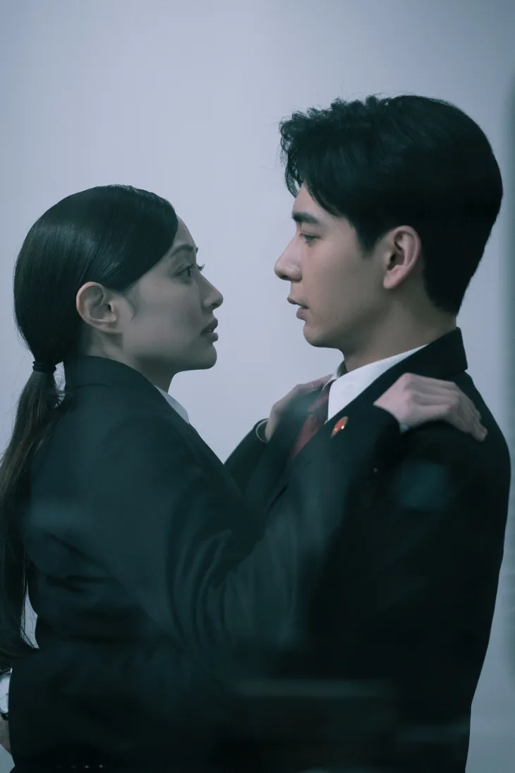 Phim Chân tướng quy tụ dàn sao Hoa ngữ nổi tiếng ra mắt khán giả Việt trên VTV9 - Ảnh 3. Phim Chân tướng quy tụ dàn sao Hoa ngữ nổi tiếng ra mắt khán giả Việt trên VTV9 - Ảnh 3.
