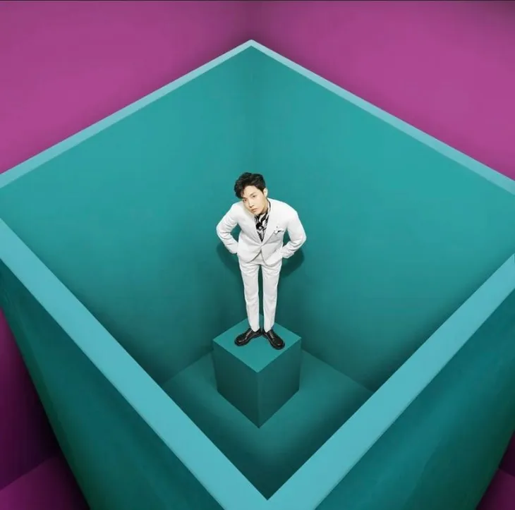 J-Hope (BTS) thông báo ra mắt album solo đầu tay - Ảnh 3. J-Hope (BTS) thông báo ra mắt album solo đầu tay - Ảnh 3.
