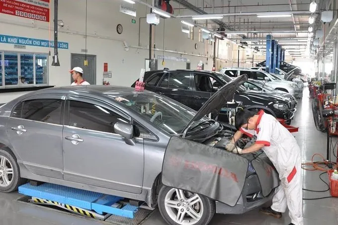 5 việc đơn giản giúp tiết kiệm nhiên liệu cho ô tô khi giá xăng đắt đỏ - Ảnh 5. 5 việc đơn giản giúp tiết kiệm nhiên liệu cho ô tô khi giá xăng đắt đỏ - Ảnh 5.