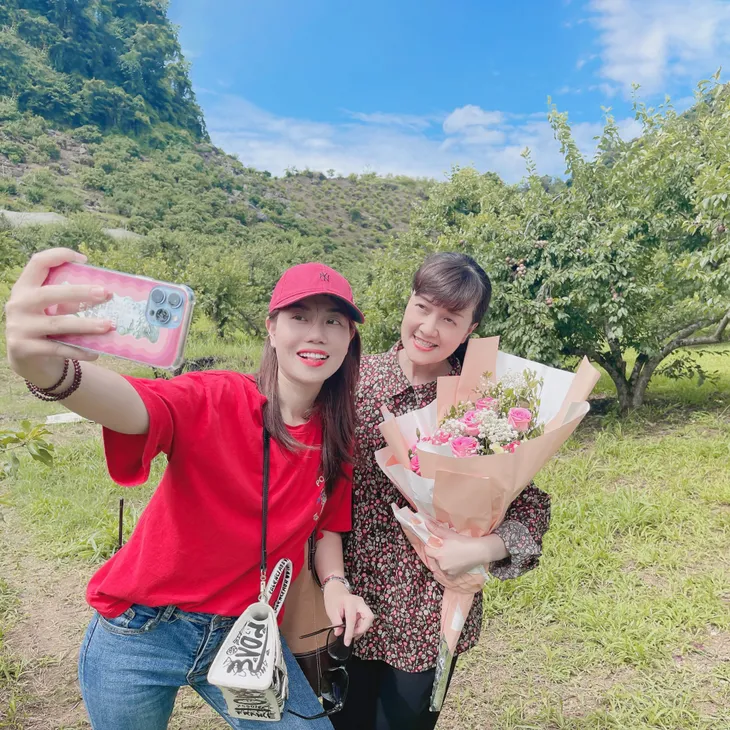 Vân Dung chia tay đoàn làm phim Chồng cũ, vợ cũ, người yêu cũ - Ảnh 1. Vân Dung chia tay đoàn làm phim Chồng cũ, vợ cũ, người yêu cũ - Ảnh 1.