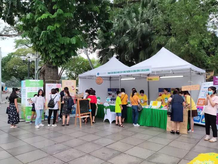 Lễ phát động ngày hội “Chung tay hành động vì Hà Nội xanh” - Ảnh 4. Lễ phát động ngày hội “Chung tay hành động vì Hà Nội xanh” - Ảnh 4.