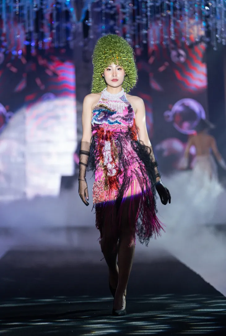 Quảng bá văn hóa du lịch qua thời trang tại Vietnam International Fashion Tour - Ảnh 8. Quảng bá văn hóa du lịch qua thời trang tại Vietnam International Fashion Tour - Ảnh 8.