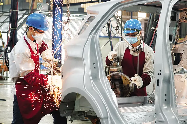 S&P nâng hạng tín nhiệm quốc gia lên BB+: Cơ hội hút vốn trên trường quốc tế - Ảnh 1. S&P nâng hạng tín nhiệm quốc gia lên BB+: Cơ hội hút vốn trên trường quốc tế - Ảnh 1.