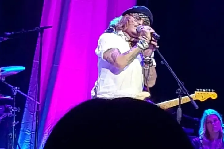 Hậu kiện tụng, Johnny Depp không trở lại diễn xuất, sẽ ra mắt album âm nhạc - Ảnh 1. Hậu kiện tụng, Johnny Depp không trở lại diễn xuất, sẽ ra mắt album âm nhạc - Ảnh 1.