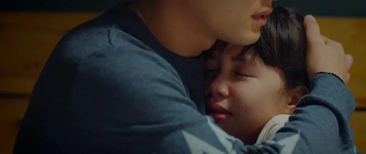 Thương ngày nắng về 2 - Tập 28: Đức được mẹ và chị gái dắt mối đi lấy vợ mới giàu sụ - Ảnh 7. Thương ngày nắng về 2 - Tập 28: Đức được mẹ và chị gái dắt mối đi lấy vợ mới giàu sụ - Ảnh 7.