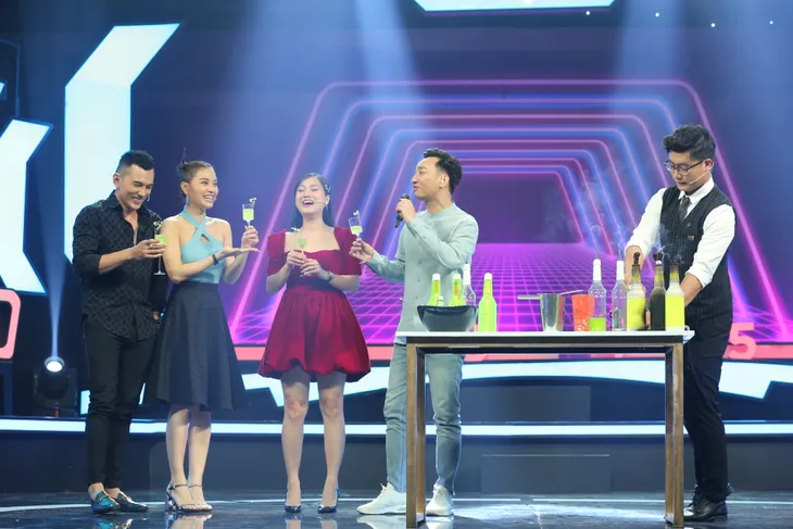Lâm Vỹ Dạ thua “thảm hại” trước vợ chồng son Phương Trinh Jolie - Lý Bình - Ảnh 5. Lâm Vỹ Dạ thua “thảm hại” trước vợ chồng son Phương Trinh Jolie - Lý Bình - Ảnh 5.