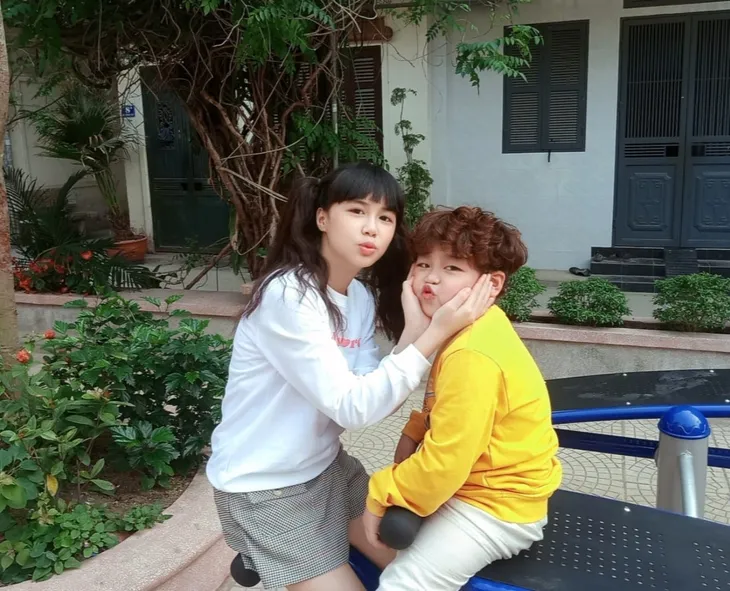 Thương ngày nắng về: Nếu xem phim căng thẳng quá, hãy ngắm hậu trường gia đình Khánh - Đức - Ảnh 12. Thương ngày nắng về: Nếu xem phim căng thẳng quá, hãy ngắm hậu trường gia đình Khánh - Đức - Ảnh 12.