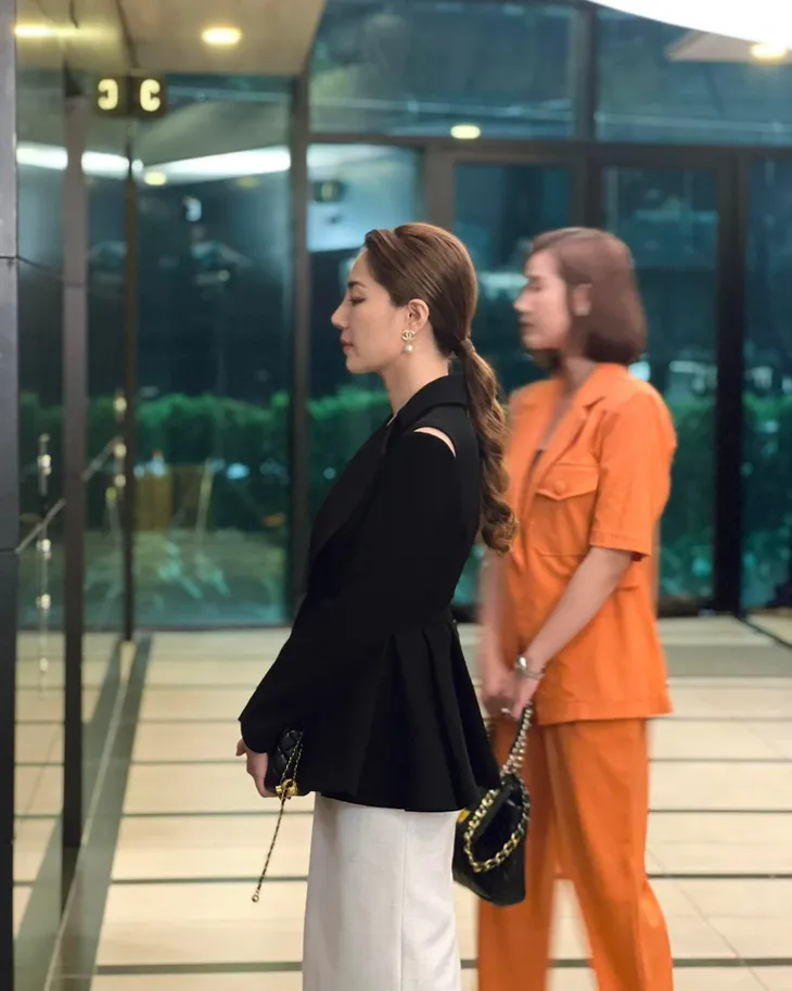 Loạt nhân vật mới xuất hiện gây xáo trộn trong Thương ngày nắng về - Ảnh 6. Loạt nhân vật mới xuất hiện gây xáo trộn trong Thương ngày nắng về - Ảnh 6.