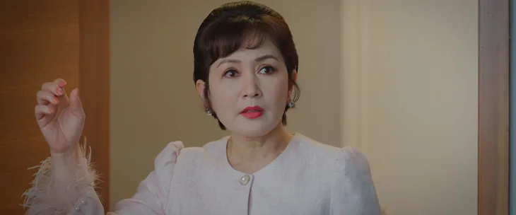 Thương ngày nắng về 2 - Tập 30: Vì sao bà Nhung lo lắng Duy yêu Trang? - Ảnh 5. Thương ngày nắng về 2 - Tập 30: Vì sao bà Nhung lo lắng Duy yêu Trang? - Ảnh 5.